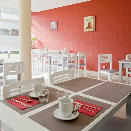 Le Fonserane - Vacanceole 3* Béziers