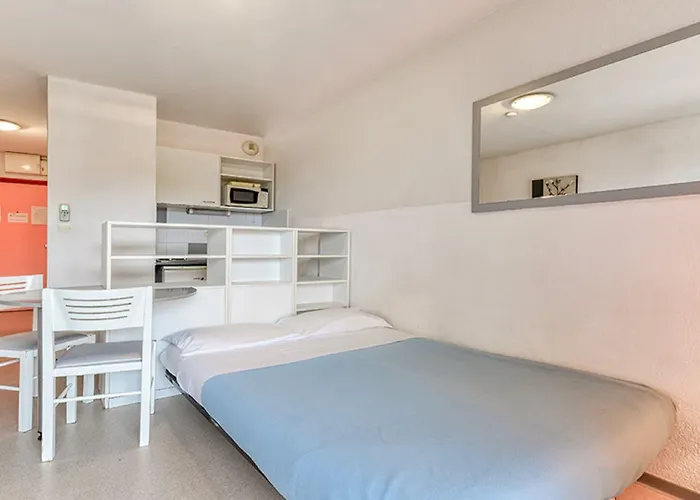 Hotel Vacancéole - Le Fonserane - Sud 3*