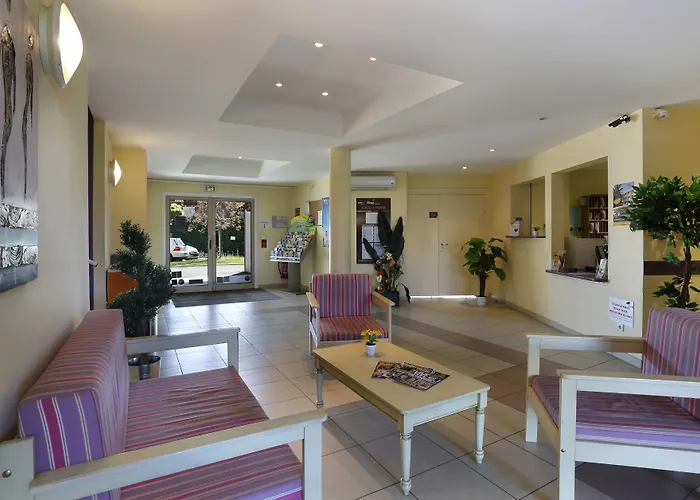 Hotel Vacancéole - Le Fonserane - Sud Béziers