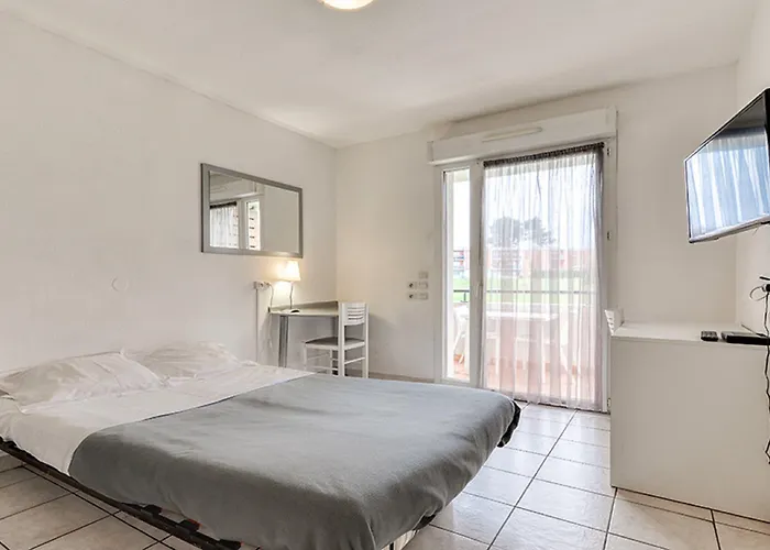 Le Fonserane - Vacanceole Hotel Béziers