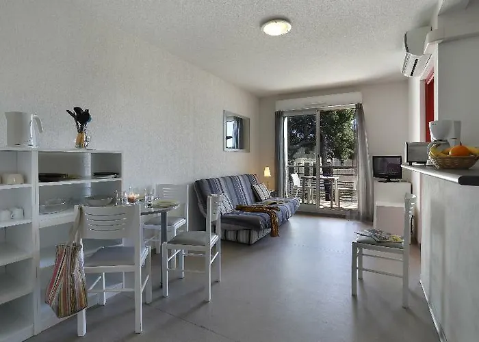 Le Fonserane - Vacanceole 3* Béziers